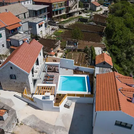 Sulic - Heated Pool And Mountain View Villa Zagvozd
